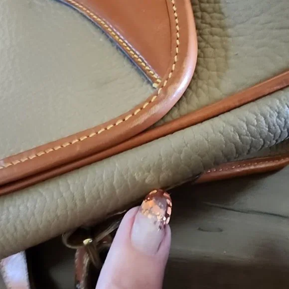 Dooney and Bourke Carrier Bag